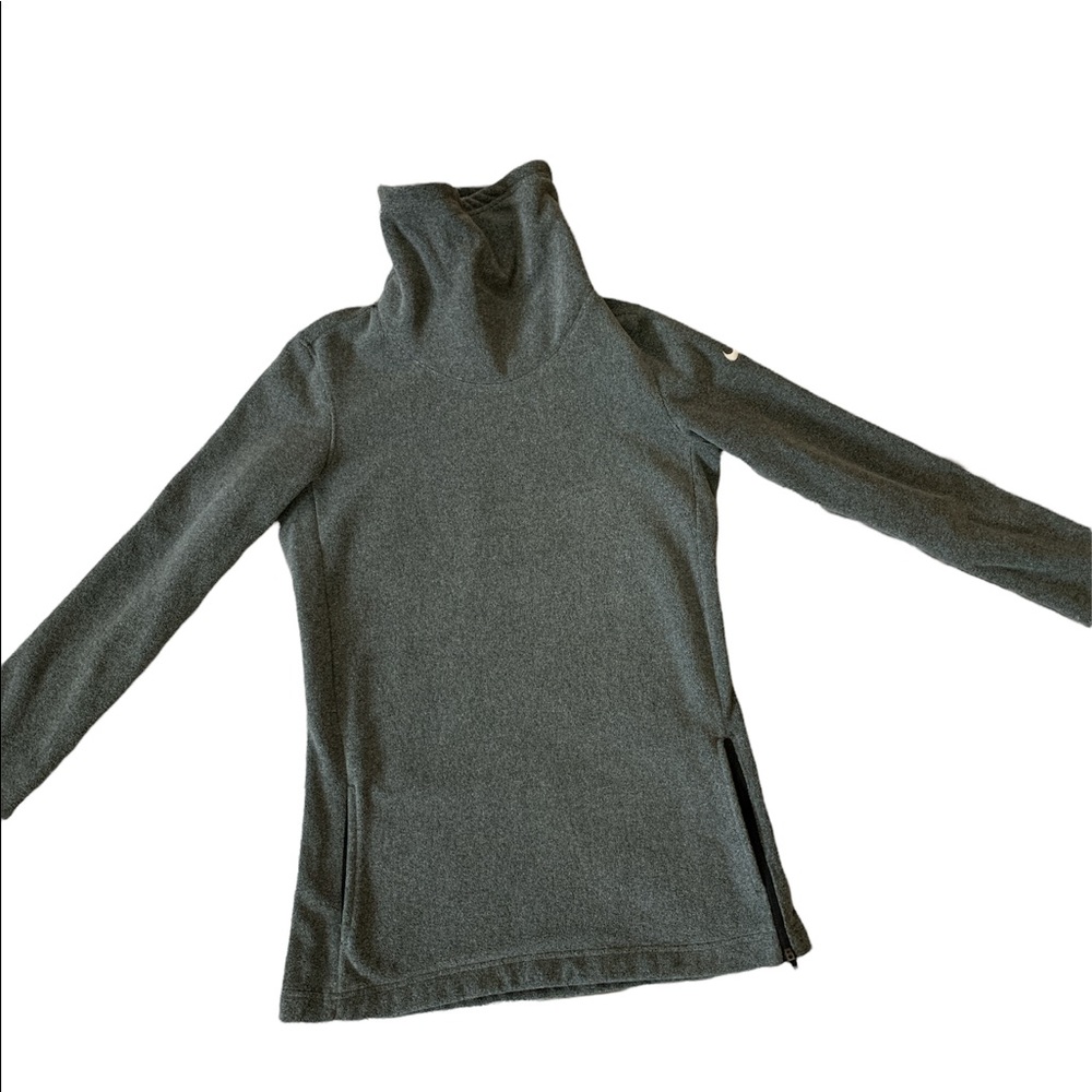 Nike sweater